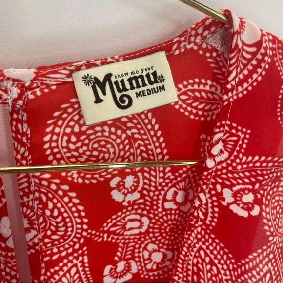 Show me your Mumu Riri Romper Red Aquarius Floral Ruffle Hem - Picture 8 of 10